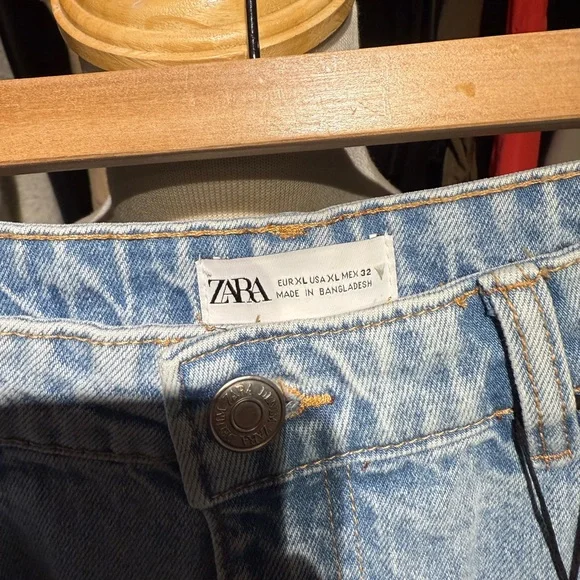 Zara Blue Knee-Length Pencil Skirt - Picture 2 of 4